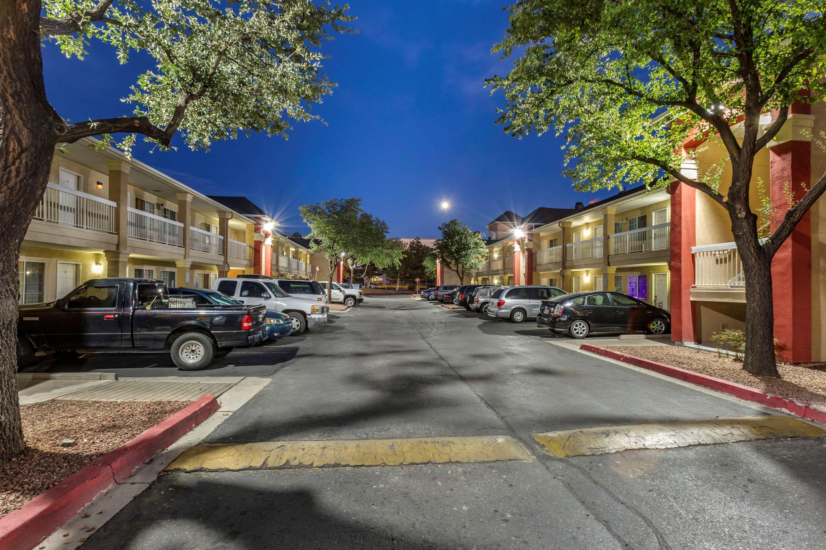 Suburban Studios Albuquerque Midtown - University Kültér fotó